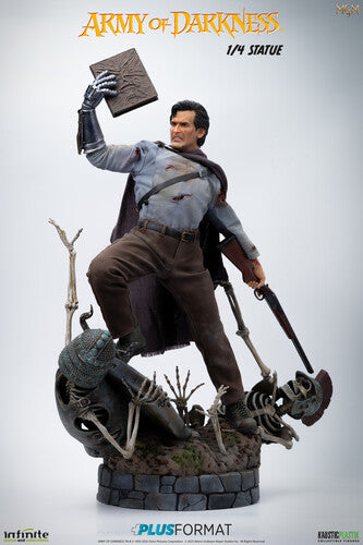 Army of Darkness Ash 1/4 Scale Plus Format Statue Army of Darkness - Plus Format - Ash 1/4 Scale Statue