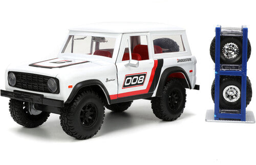 Jada Jt 1/24 1973 Ford Bronco Hardtop with Rack Just Trucks - 1:24 1973 Ford Bronco Hardtop Die-Cast Truck with Rack (White:008)