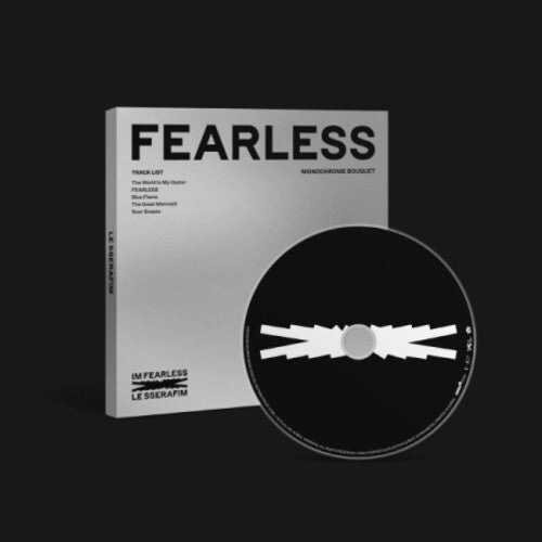LE SSERAFIM Fearless - CD Album