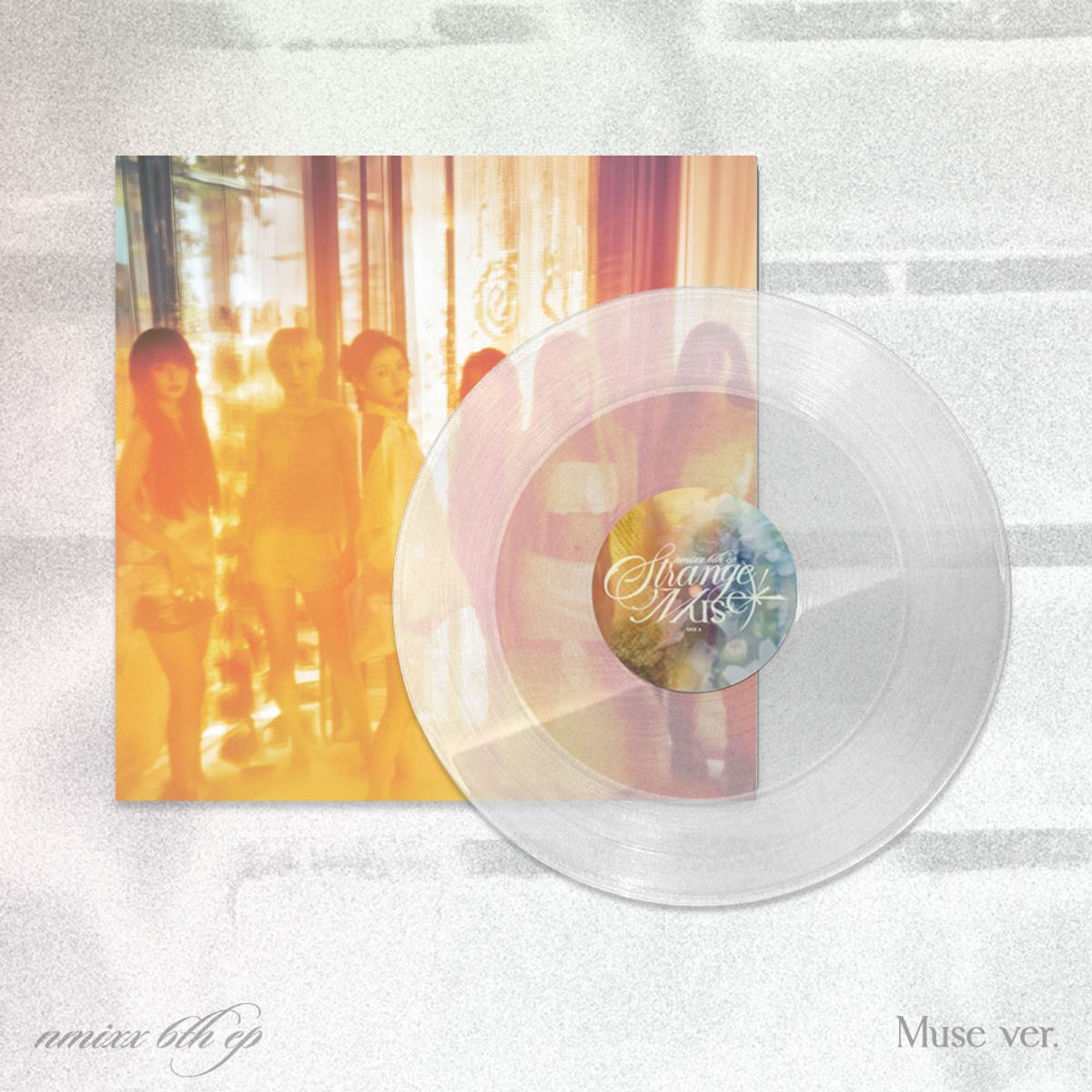 NMIXX Strange Muse (Limited, Muse Ver.) [Clear Glitter Vinyl]